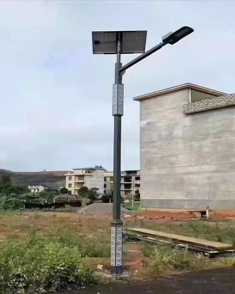 农村道路太阳能路灯照明工程实拍