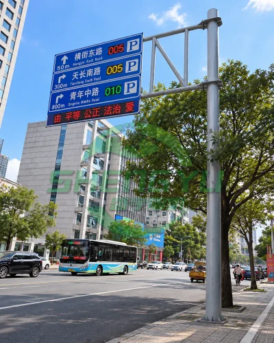 城市道路停车诱导屏杆安装场景